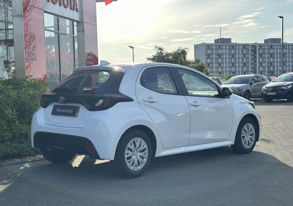 Toyota Yaris cena 84900 przebieg: 14000, rok produkcji 2023 z Poznań małe 106